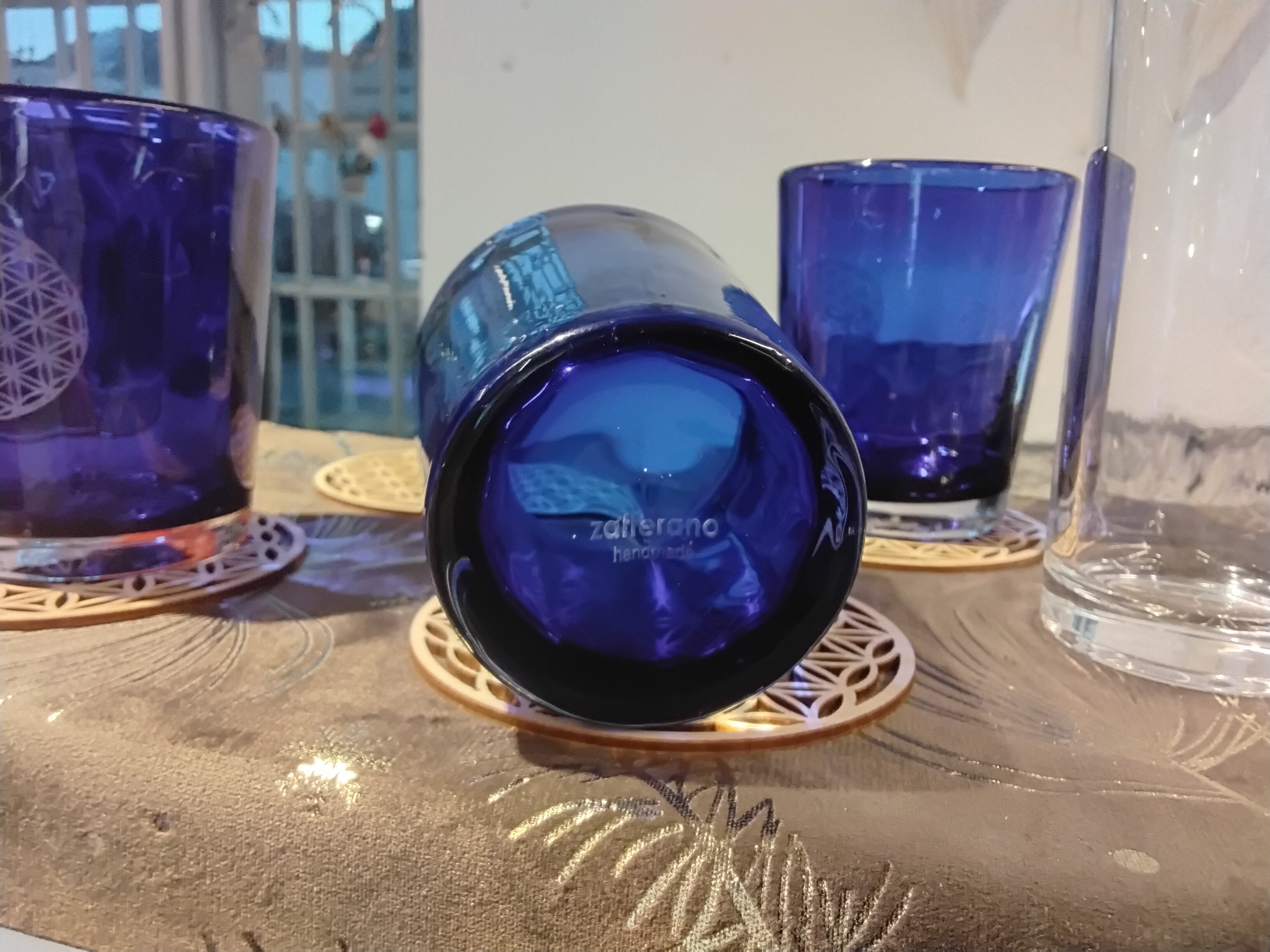 Trinkwasserglas blau graviert Zafferano handgemacht